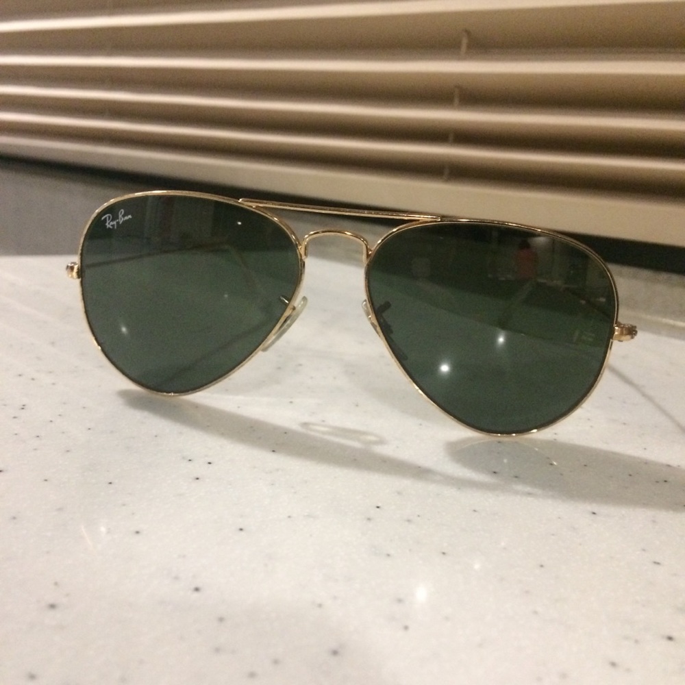 Gold Ray-Ban Aviators - Picture 1 of 8